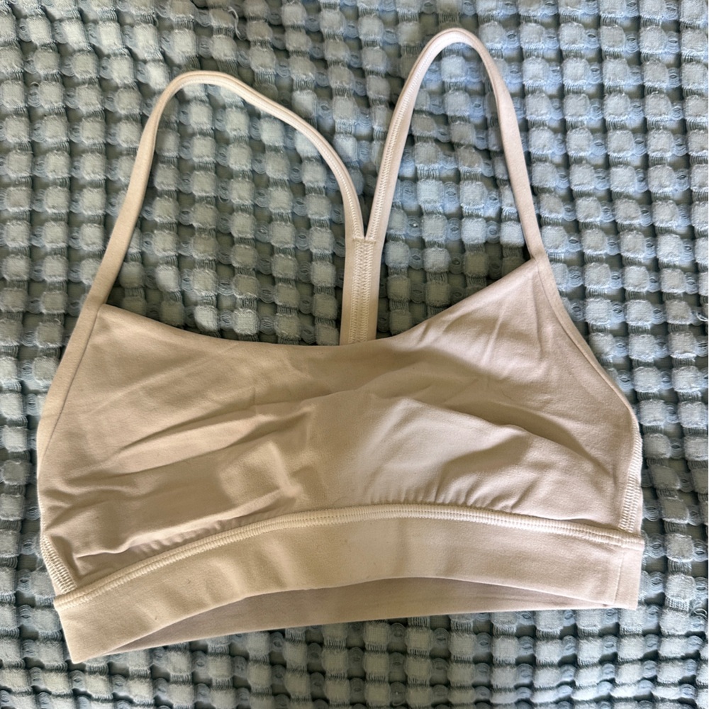 Women's Lululemon Flow Y Bra Nulu Light Support A-C cup White Racerback Bralette